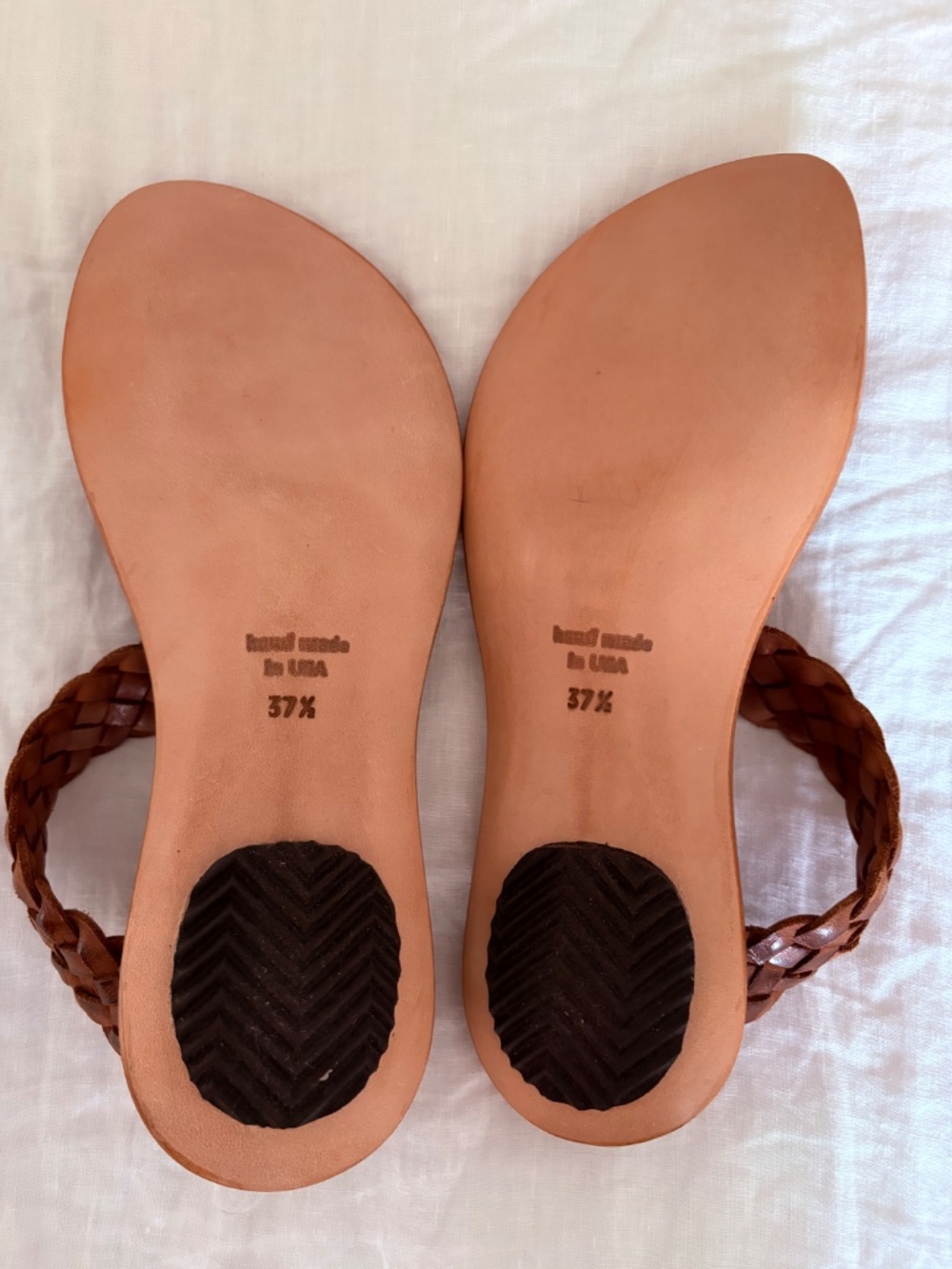 Cydwoq handmade tan leather sandals, size 37.5. - Picture 3 of 5